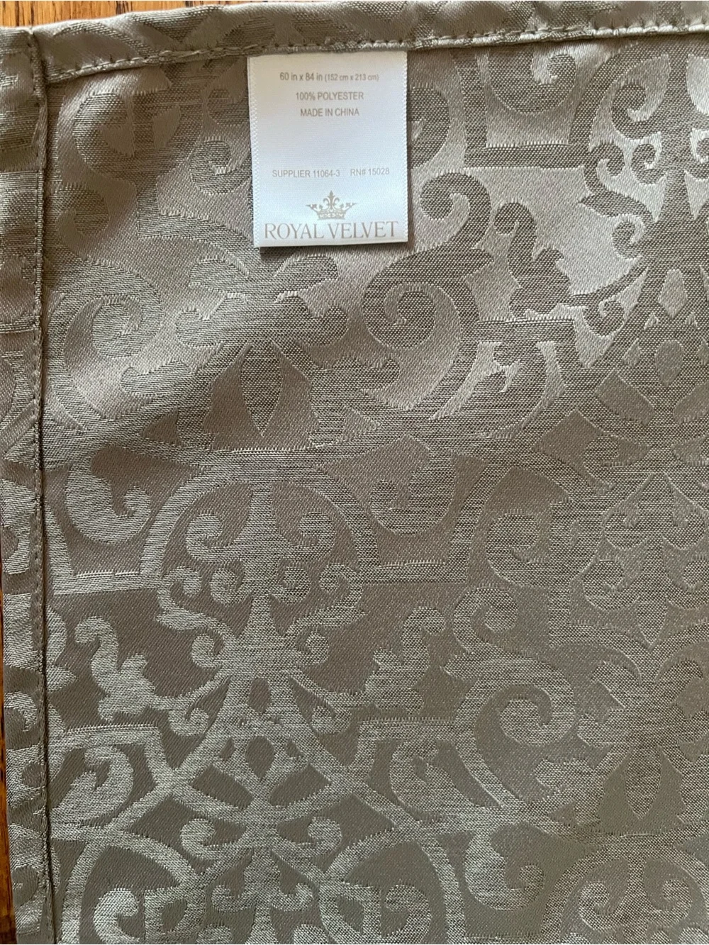 Royal Velvet Tablecloth Rectangular Damask Tan Taupe 60” x 84”